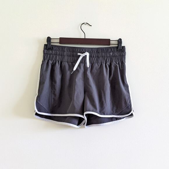 Reebok Womens Running Shorts Sz L Gray Drawstring Zip Pocket Elastic Waist - Picture 1 of 4